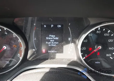 2018 Jeep Compass Latitude 4X4 из США, поврежденный, VIN 3C4NJDBB7JT154864